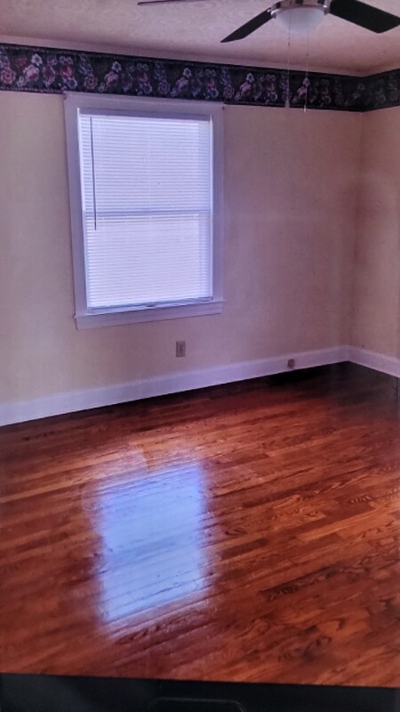 Building Photo - 7055 St John Rd