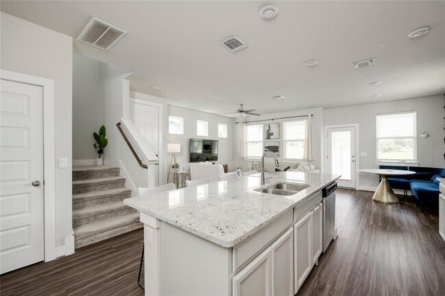 Building Photo - 7502 Chesapeake Rail Ln
