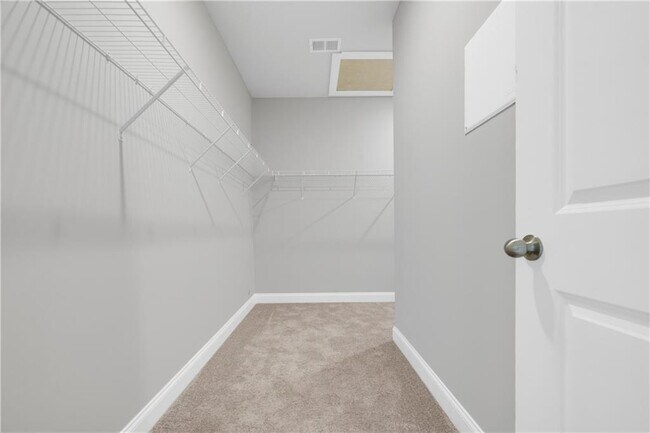 Building Photo - 2083 Easterwood Ct.