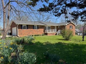 Building Photo - 608 W Coolidge Dr
