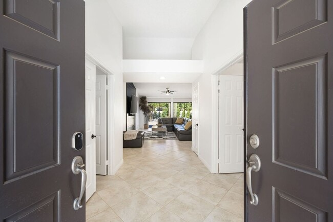 Building Photo - 74830 Waring Ct