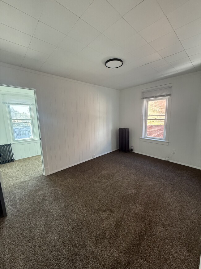 Building Photo - 3005 Derry St