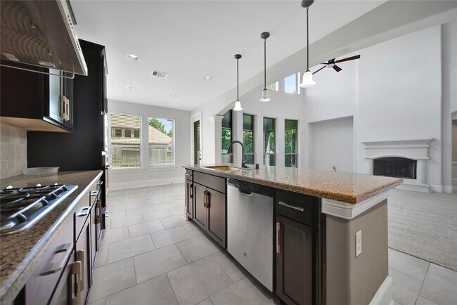Building Photo - 17506 Mineral Bluff Ln
