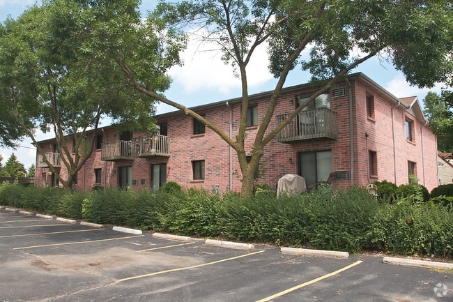 Building Photo - 9000 W Oklahoma Ave