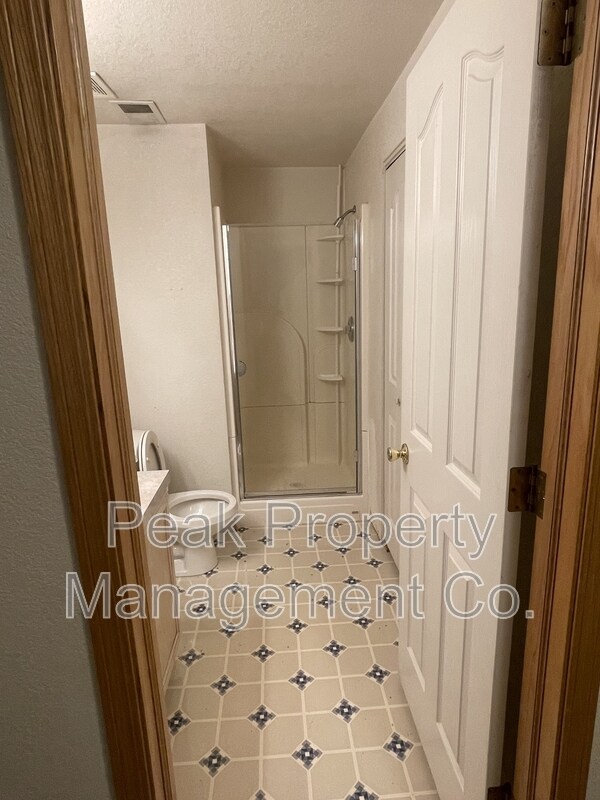 Building Photo - 1007 Cuerto Ln