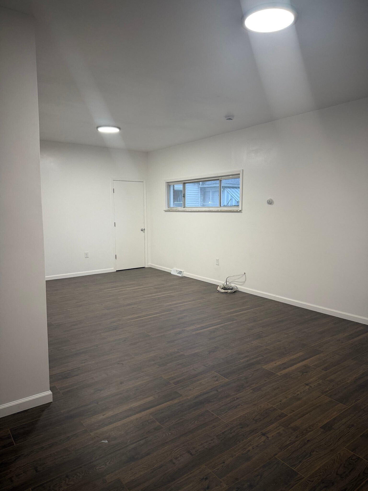 Building Photo - 1131 Knox St