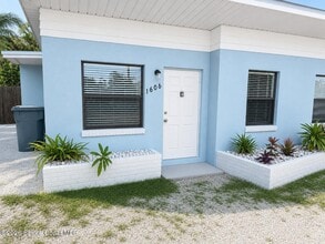 Building Photo - 1604 S Miramar Ave