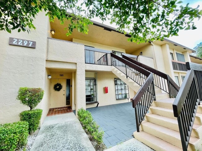 Building Photo - 2297 SW 15th St