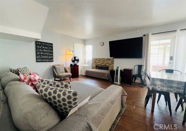 Building Photo - 15425 Brasa Ln
