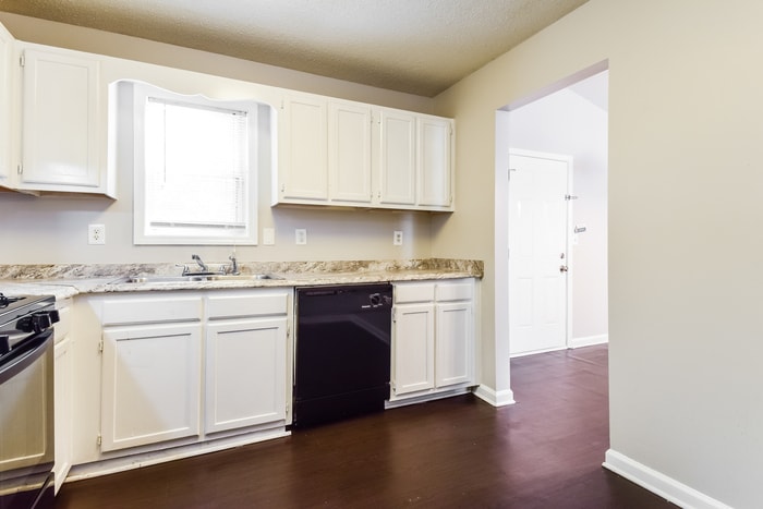 Building Photo - 2735 Dahlonega Trail