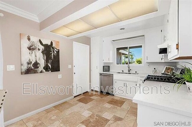 Building Photo - 6531 Barnhurst Dr