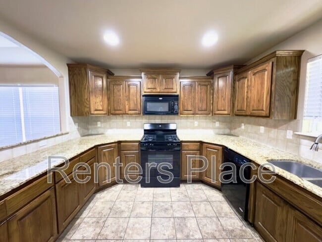 Building Photo - 9025 N 157th E Ave