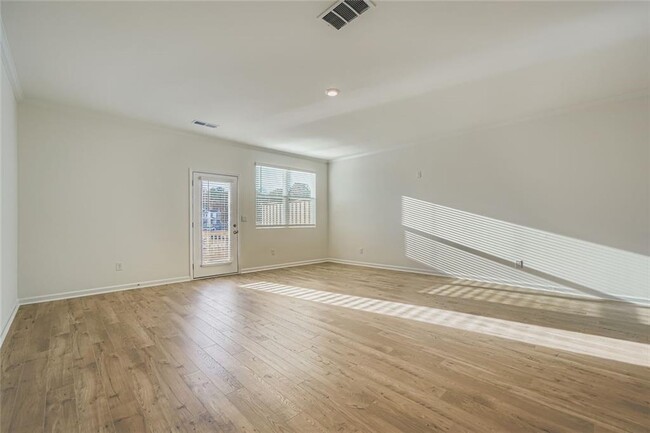 Building Photo - 6221 Honeybell Aly