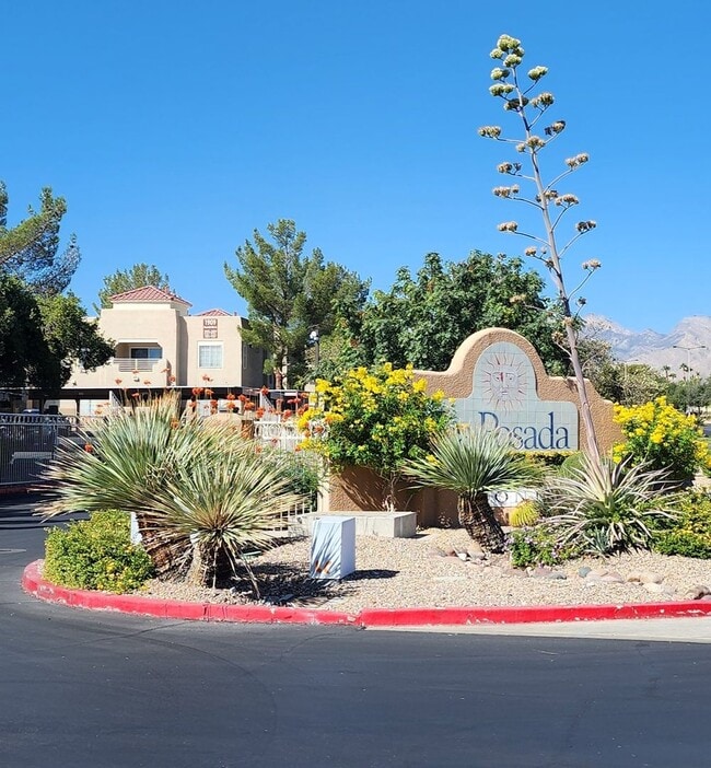 Building Photo - Summerlin Condo in La Posada