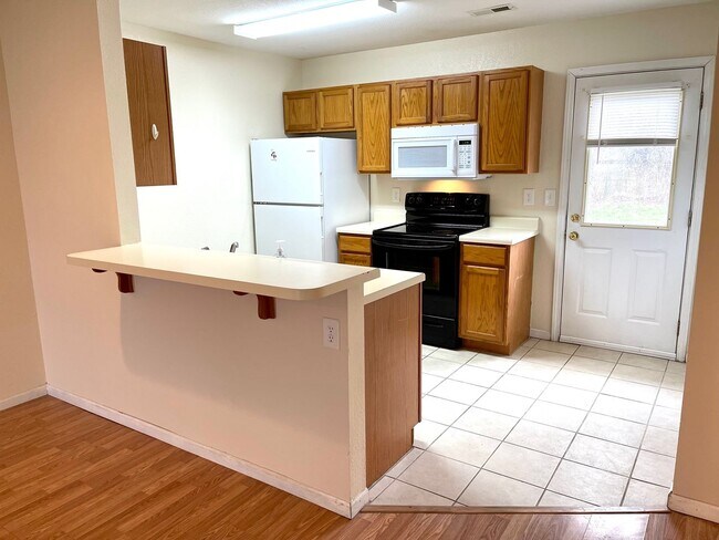 Building Photo - 1413-1415-1415 Risen Star Ct