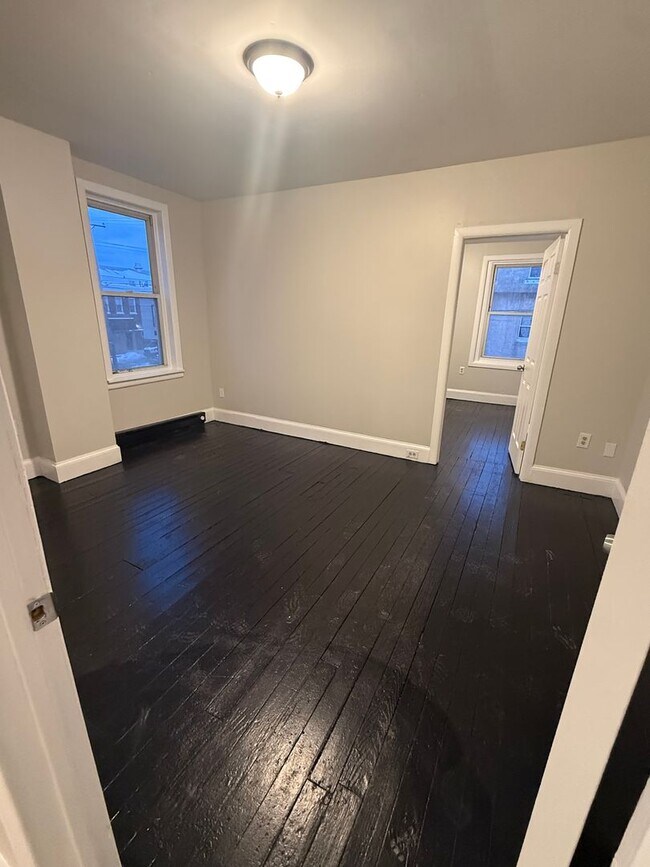 Building Photo - 2363 Orthodox St