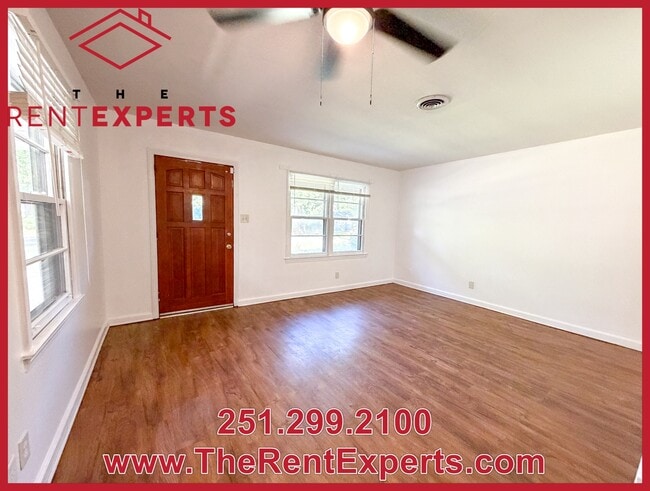 Building Photo - 704 Raines Dr