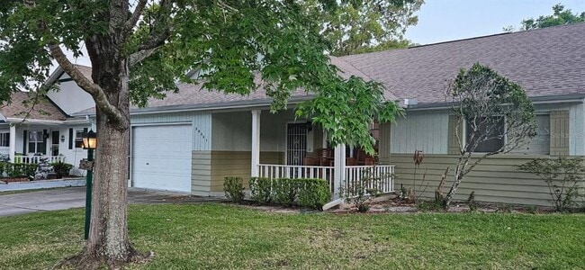 Building Photo - 8666 SW 92nd Ln