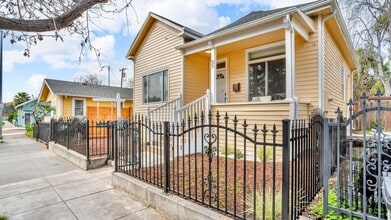 Building Photo - Downtown San Jose- beautifully renovated 3 bed/2 bath house with central heating and A/C