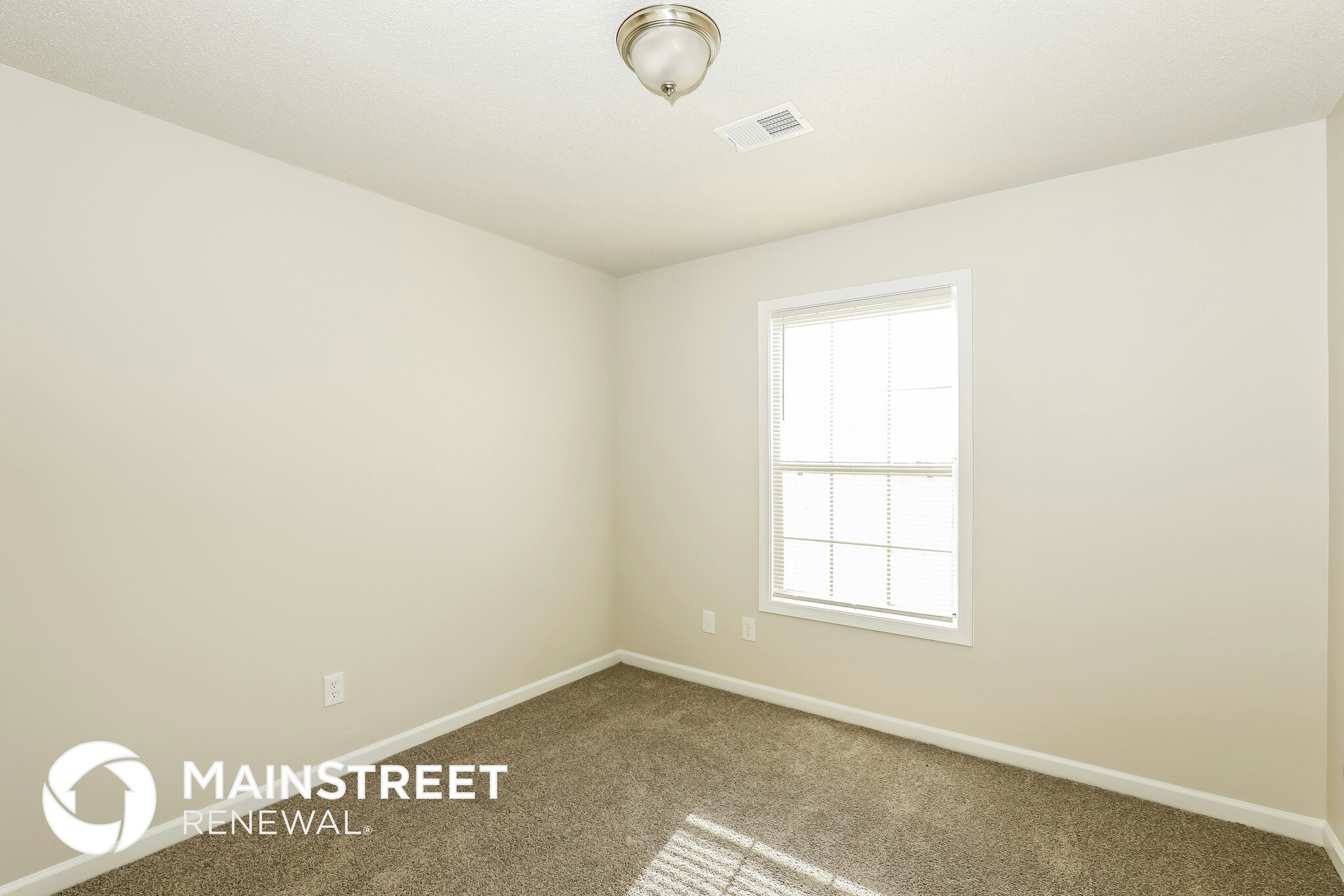 Building Photo - 1915 Portwest Way