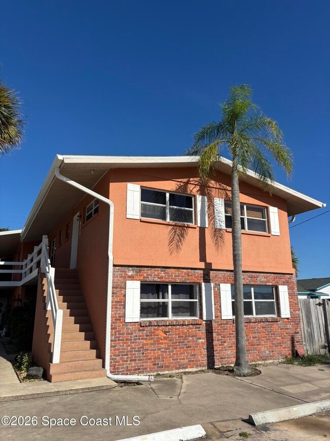 Building Photo - 431 Sunrise Dr