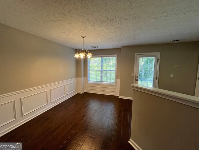 Building Photo - 4702 St James Way