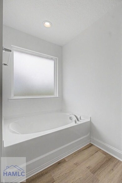 Building Photo - 76 St John's Ct