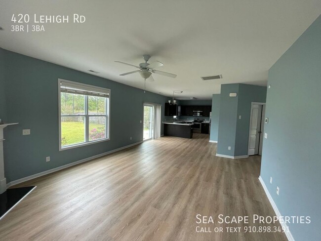 Building Photo - 3bd/2.5ba home with flexible Lease Length