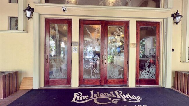 Building Photo - 9340 Lagoon Pl