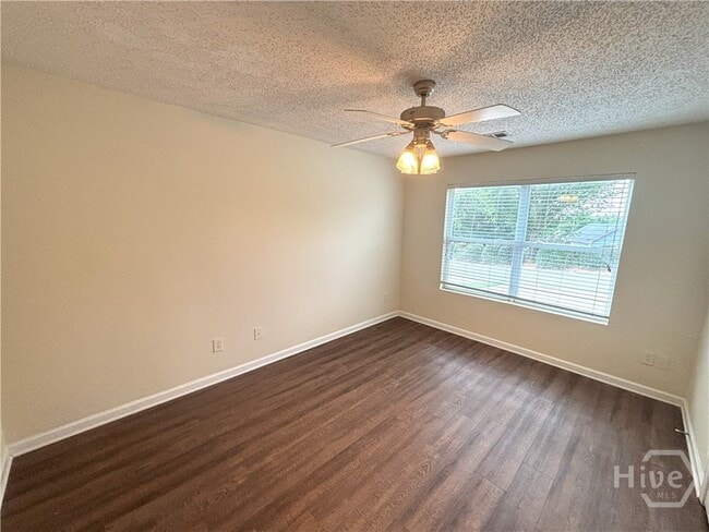 Building Photo - 261 Katydid Dr