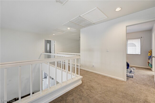 Building Photo - 312 Windmere St