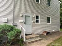 Building Photo - 123 Highland Ave