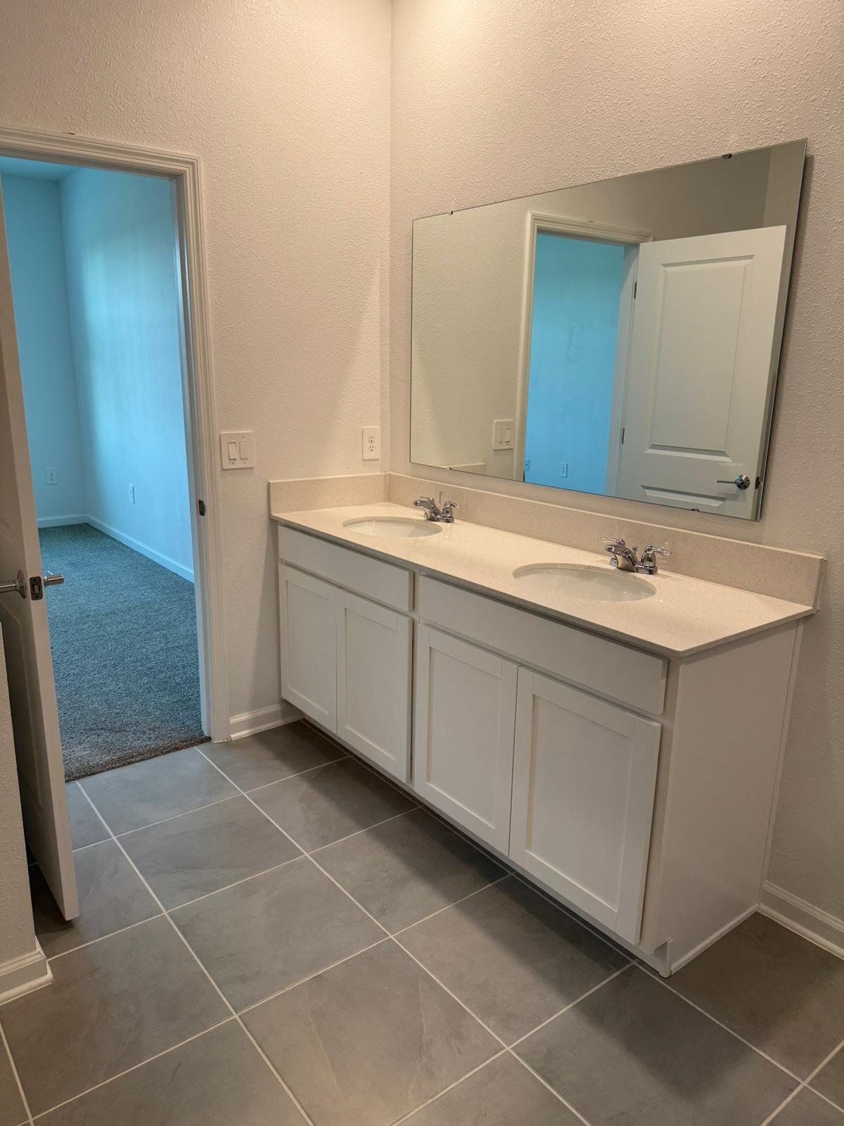 Building Photo - 788 Daring Dr