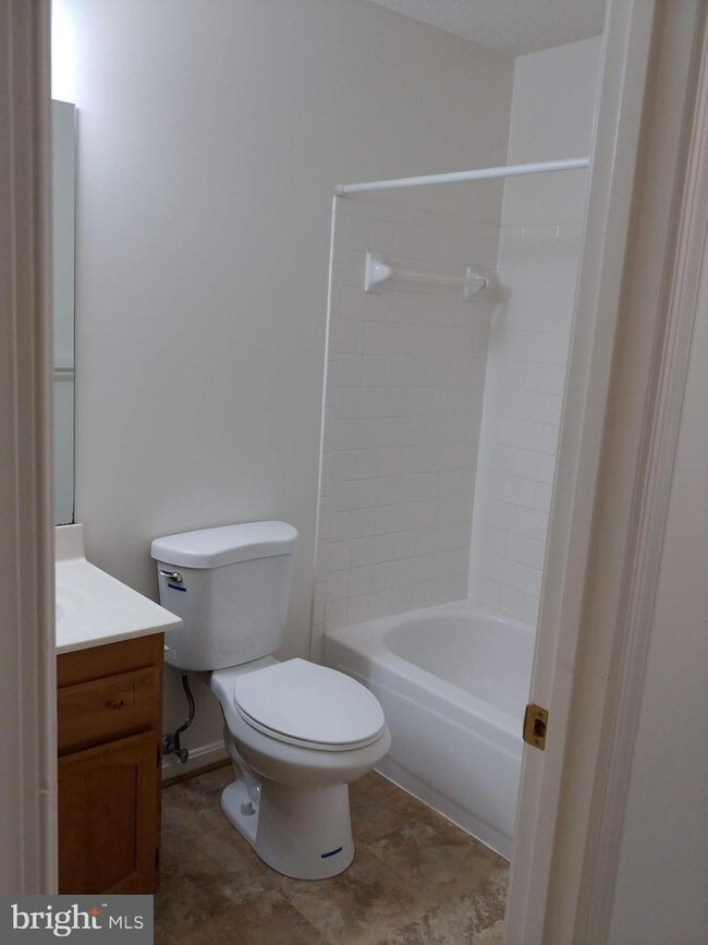 Building Photo - 2600 Camelback Ln