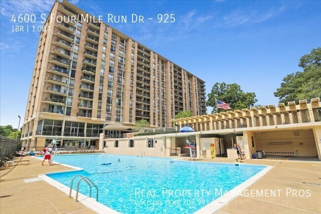 Building Photo - 4600 S Four Mile Run Dr