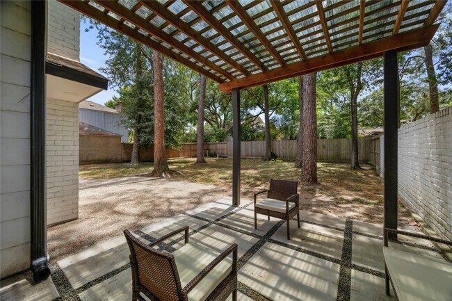Building Photo - 15731 Steamboat Ln