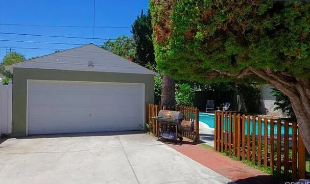 Building Photo - 5807 Beck Ave