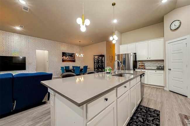 Building Photo - 4723 Great Acre Ln