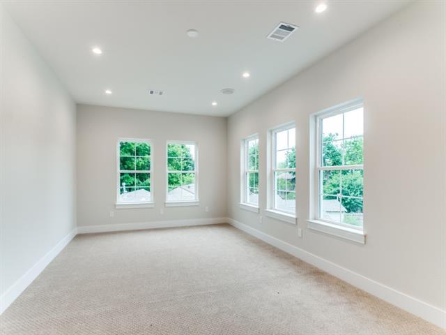 Building Photo - 3911 Hawick Ln