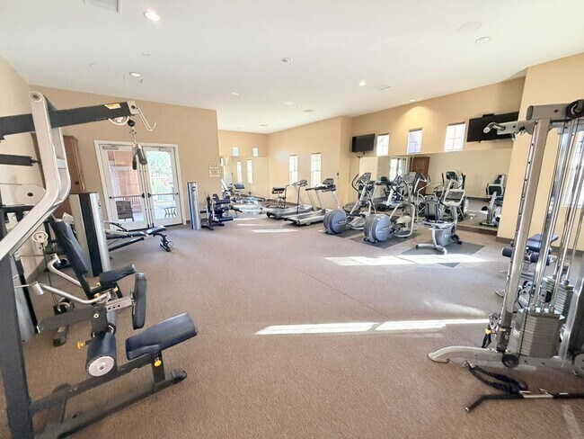 Building Photo - Beautifully upgraded home in the desirable Le Campanile Community