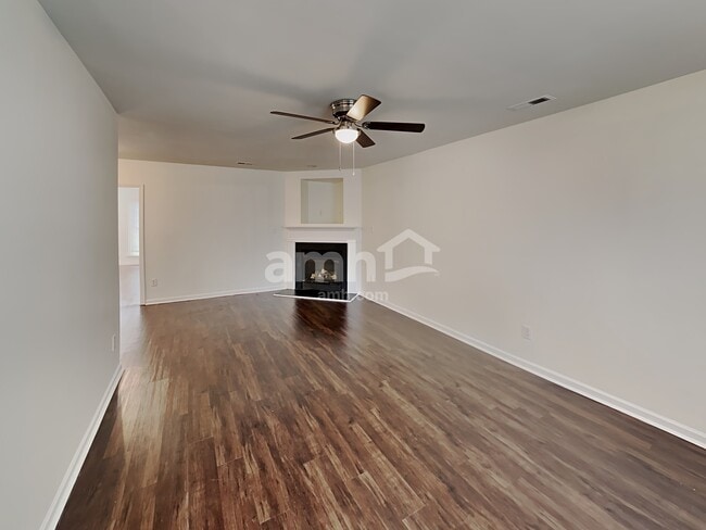 Building Photo - 4042 Maple Shore Dr