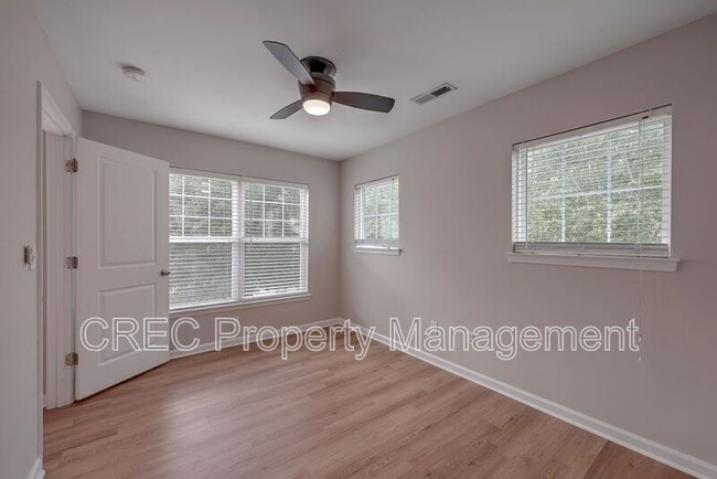 Building Photo - 184 Grand Oaks Dr