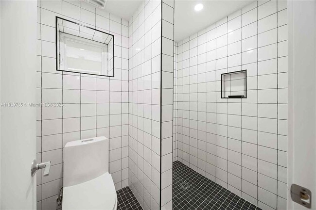 Building Photo - Northwest 9th Court, Miami, FL 33127 - 5 B...