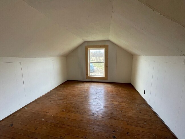Building Photo - 555 Hopewell Rd
