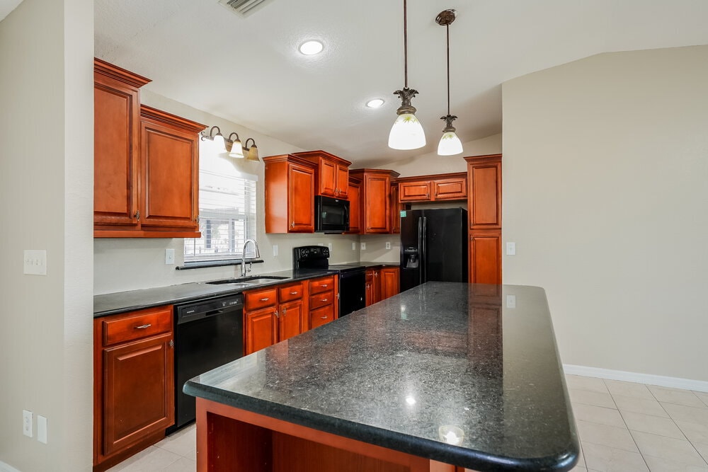 Building Photo - 971 Winsome Rd