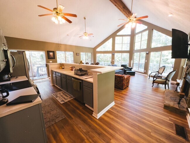 Building Photo - Pine Drive Lake House - PRICE REDUCTION