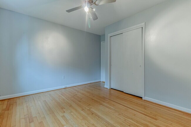 Building Photo - 1452 Birthright St