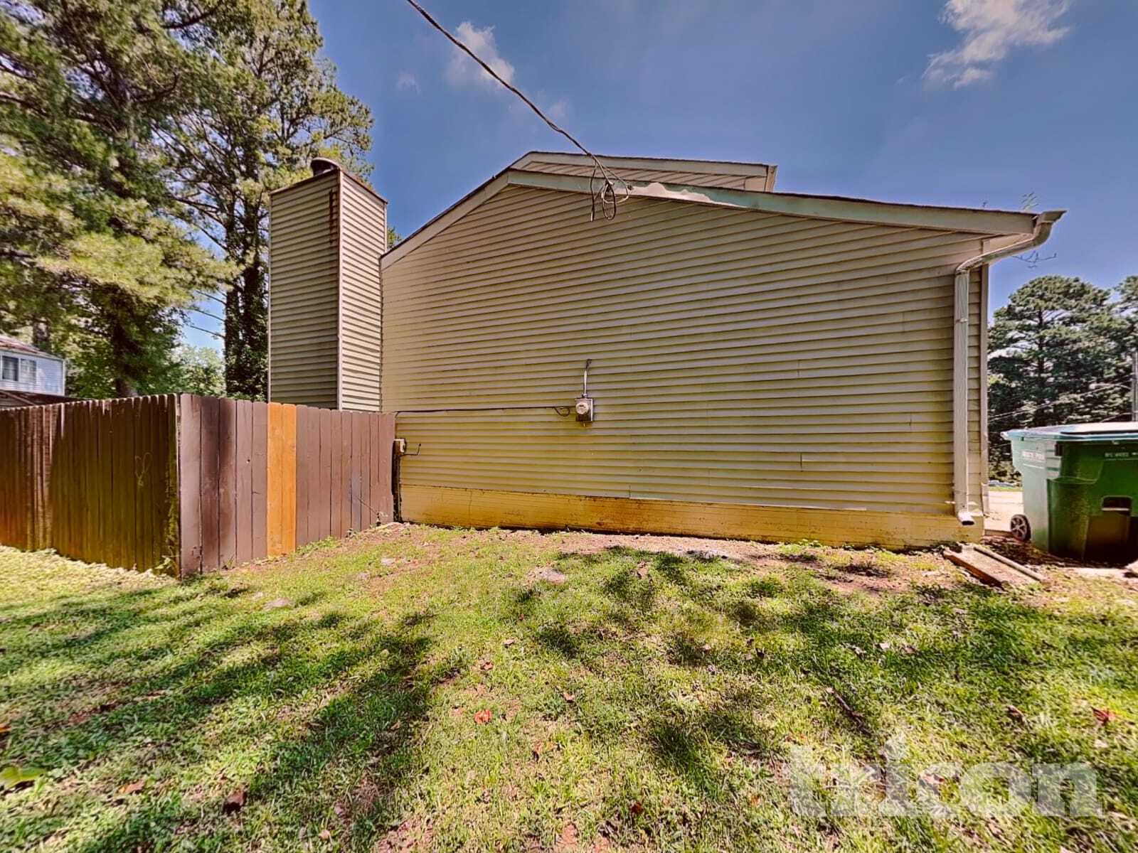 Building Photo - 4928 Rockborough Trail NW