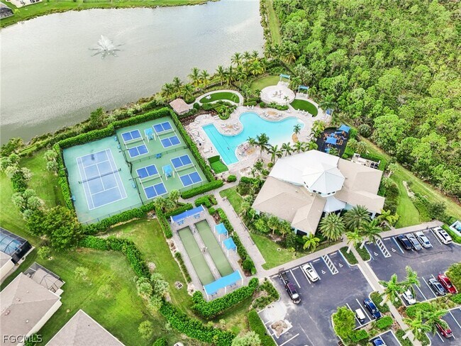 Building Photo - 3421 Cancun Ct