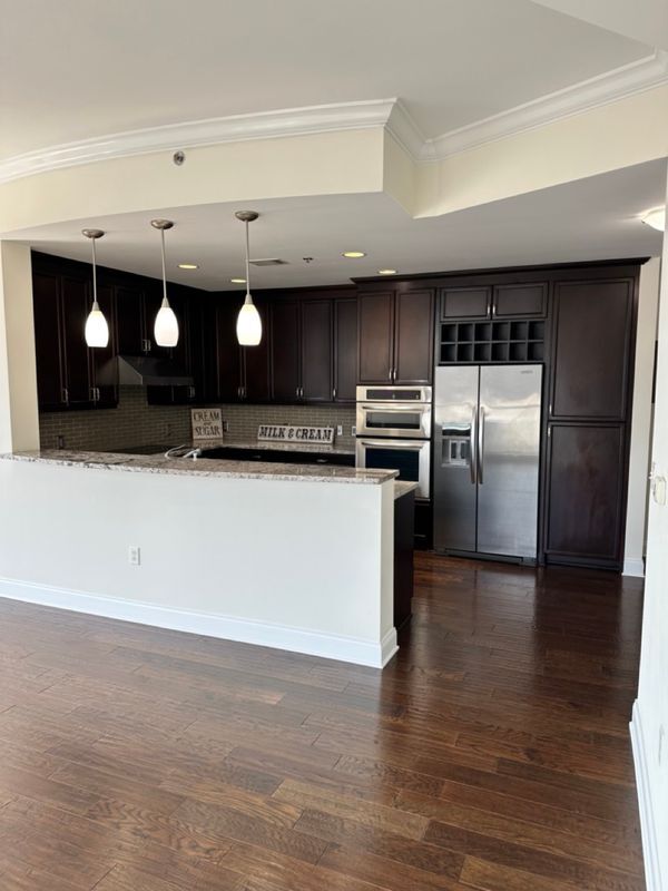 Building Photo - 270 17th St NW